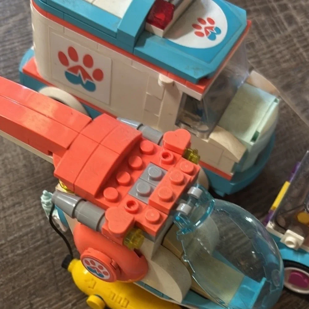 LEGO Friends Vehicle Lot Helicopter Ambulance Car Pet 41692 41445 41443 Sets
